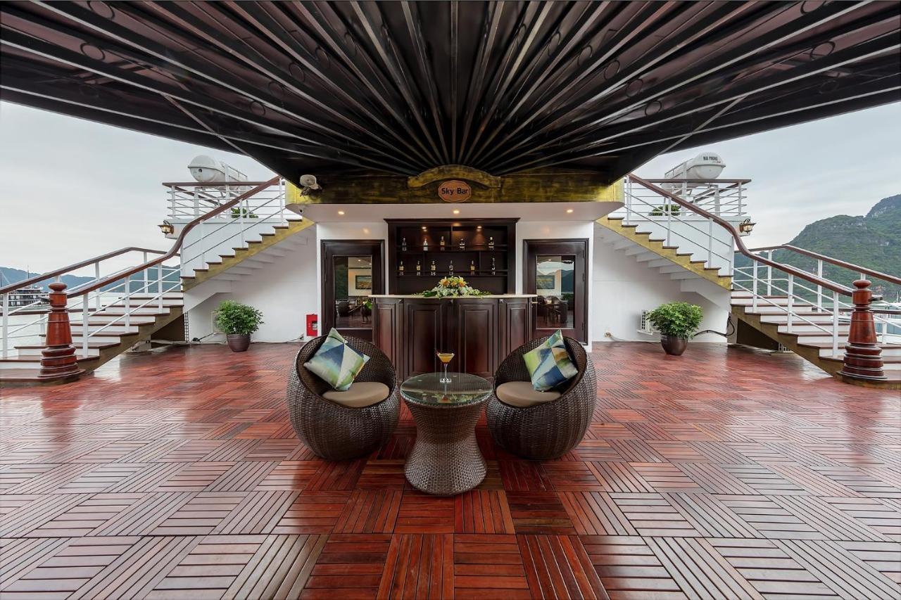 Erina Cruise By Hag Hotel Ha Long Bagian luar foto