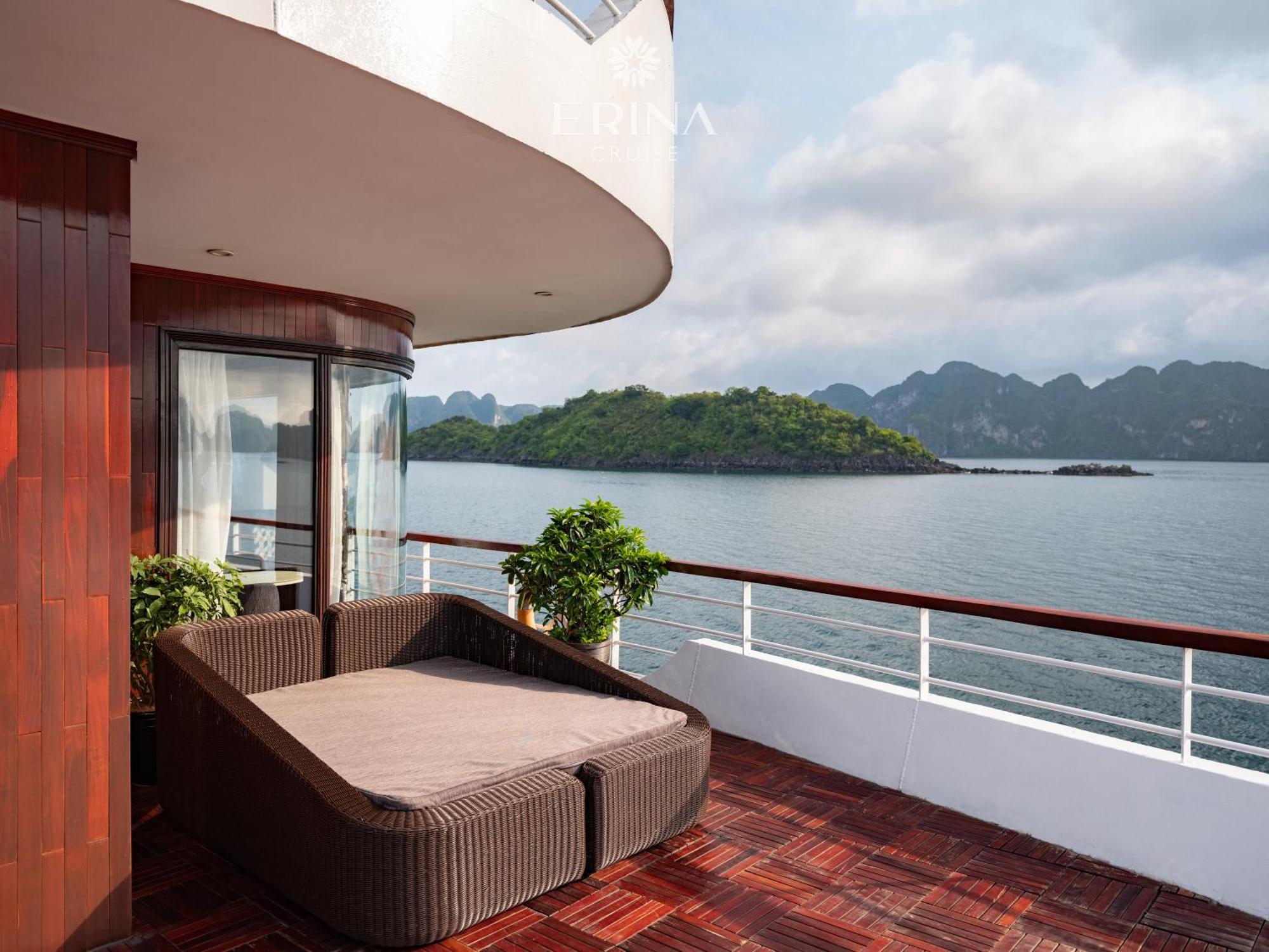 Erina Cruise By Hag Hotel Ha Long Bagian luar foto